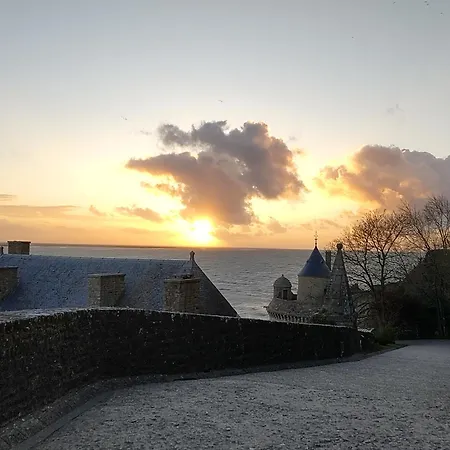 Le Clos Saint Jean 3* Dragey